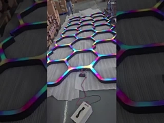 Lumière linéaire RGBW de différentes tailles et conception peut être personnalisé