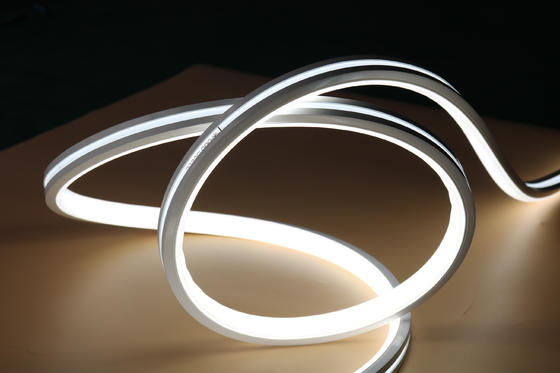 L'éclairage est fourni par une lampe à LED.