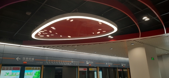Type de figure irrégulière Led Ring Ceiling Lights 260W Circle Led Hanging Light