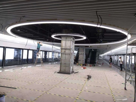 Lumière de plafond suspendue à LED CR3600